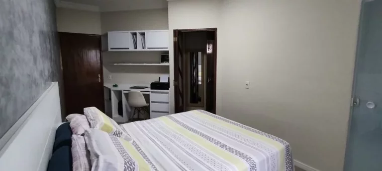 Imagem Casa com 3 dormitórios à venda, 165 m² por R$ 980.000,00 - Parque Santa Rosa - Suzano/SP