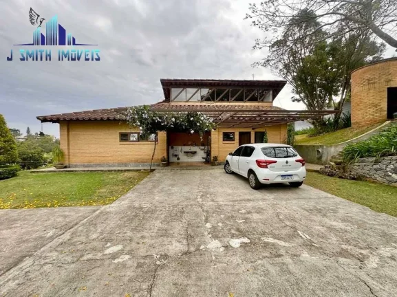 Imagem Venda de PORTEIRA FECHADA, TÉRREA, rústica, charmosa e com linda vista!