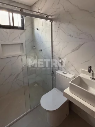 Imagem Casa no Cond. Buona Vita, 4 quartos, sendo dois suítes, uma com closet