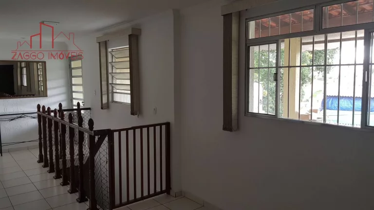Imagem Oportunidade para renda - 3 casas.