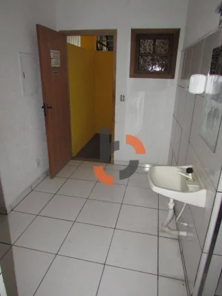 Imagem Galpão à venda, 230 m² por R$ 800.000,00 - Caonze - Nova Iguaçu/RJ