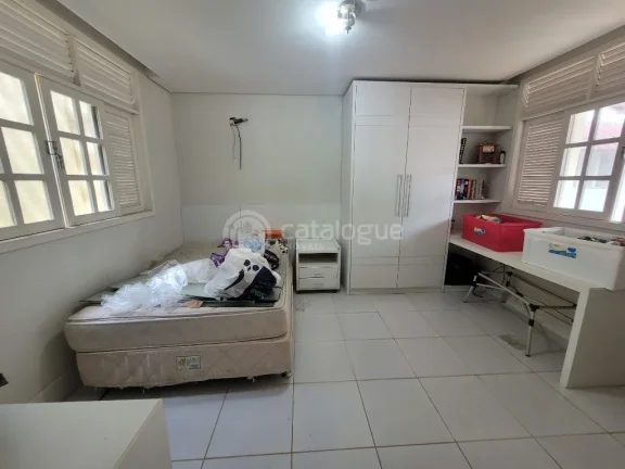 Imagem Casa à venda no bairro Tirol, Natal: 3 dormitórios, edícula com 2 suítes