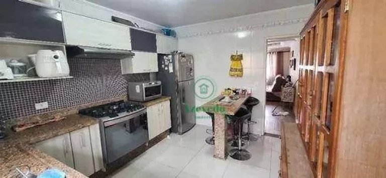 Imagem Sobrado com 3 dormitórios à venda, 90 m² por R$ 450.000,00 - Cidade Aracilia - Guarulhos/SP