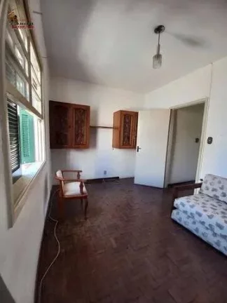 Imagem SOBRADO BEM LOCALIZADO COM 2 DORM, 1VAGA, EDÍCULA