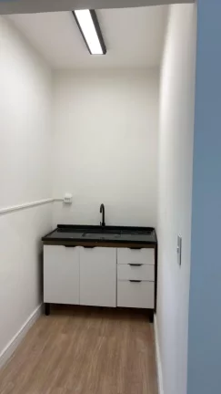 Imagem Sala Comercial para Locação em Barueri / SP no bairro Condomínio Centro Comercial Alphaville