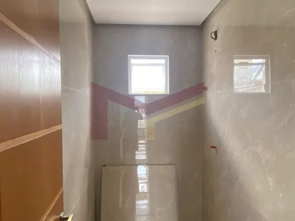 Imagem Sobrado em condomínio com 04 suítes