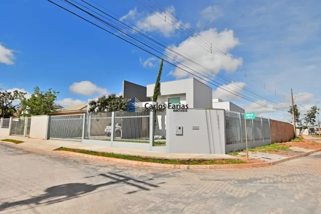 Imagem Casa em Condomínio para Venda em Brasília, Setor Habitacional Tororó (Jardim Botânico), 3 dormitórios, 1 suíte, 2 banheiros, 2 vagas