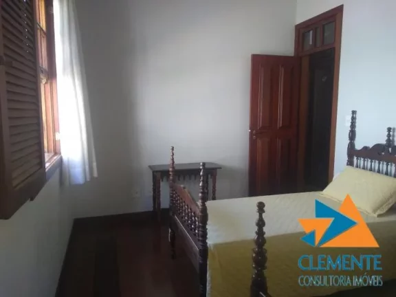 Imagem EXCELENTE CASA MELHOR PONTO PARA 02 MORADIAS INDEPENDENTES.