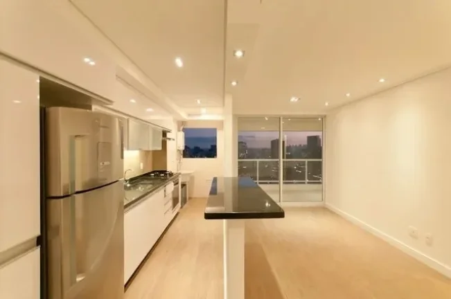 Imagem Apartamento 67M², 2Q, 1 Suíte, 2 Banheiros, 2 Vagas, Academia, Piscina, Churrasqueira, Salão de Festas e Jogos, Hidro, Piscina Aquecida, Home Cinema.