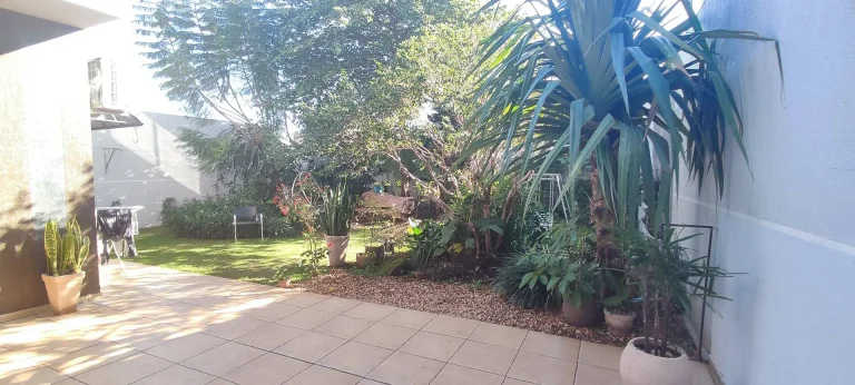 Foto do imóvel: Casa à venda com 03 suítes mais 02 quartos, no Bairro Coqueiral, Cascavel.