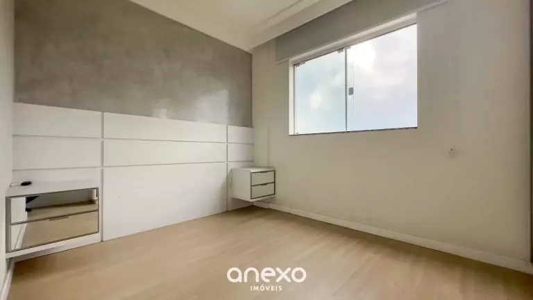 Imagem Apartamento para locação mobiliado em Blumenau com 2 dormitórios sendo uma suíte com 2 vagas.