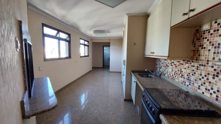 Imagem Apartamento a venda cobertura no Juvevê.4 dormitórios.360 m2