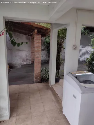 Imagem Casa para Venda em Ribeirão Pires, Centro Alto, 4 dormitórios, 2 suítes, 3 banheiros, 4 vagas