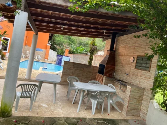 Imagem Studio para Venda em Ubatuba / SP no bairro Figueira (Pé da Serra)