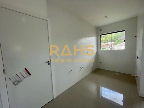 Imagem Apartamento com 2 quartos à venda no Bairro Iririú em Joinville - SC, por R$ 265.000,00. Ótimo ap...
