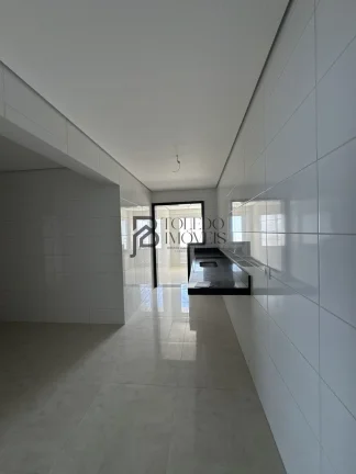 Imagem Apartamento 4 Dormitórios sendo 2 suítes no bairro Caiçara - Praia Grande