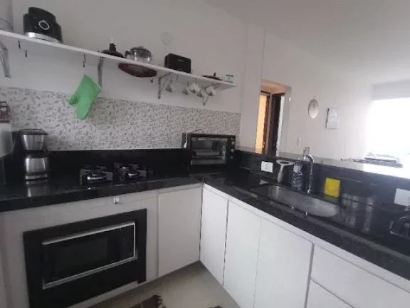 Imagem Flat com 2 dormitórios à venda, 60 m² por R$ 689.000,00 - Praia Caravelas - Armação dos Búzios/RJ