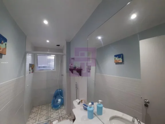 Imagem Apartamento para Venda em Guarujá / SP no bairro Astúrias