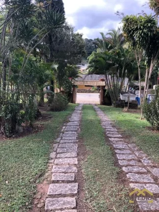 Imagem Chácara à Venda em Cabreúva-SP com 3 dormitórios, piscina e ampla área verde