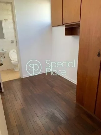 Imagem Excelente apartamento no Campo Belo. Andar alto, com vista livre. Ambientes amplos, claros e bem dis...