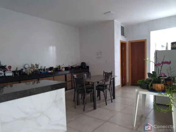 Imagem 1️⃣ Casa à venda no Residencial Barreiro com 4 quartos e suíte com closet – 256m² em lote de 300m²