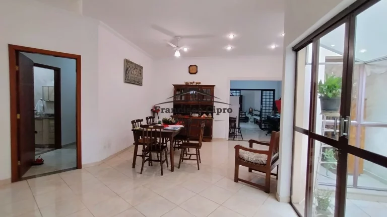 Imagem Casa à venda no bairro Parque das Alamedas - Guaratinguetá/SP