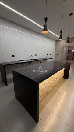 Imagem Casa com 3 dormitórios à venda, 223 m² por R$ 980.000,00 - Alto do Trindade - Itumbiara/GO