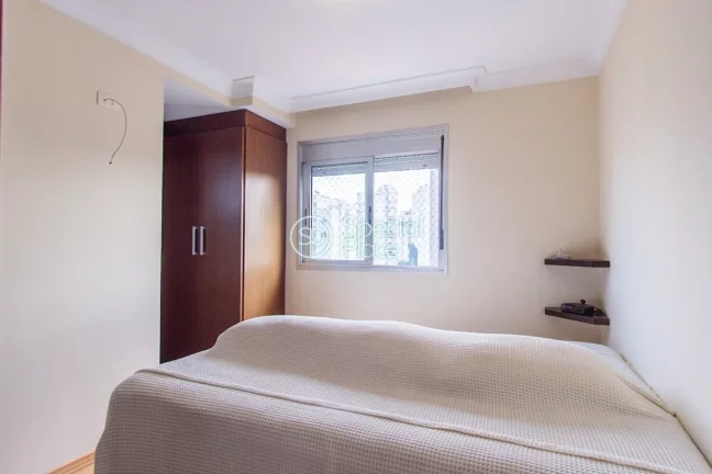 Imagem Excelente apartamento com 78m², andar alto, vista livre, 3 dormitórios, sendo uma suíte, living c...