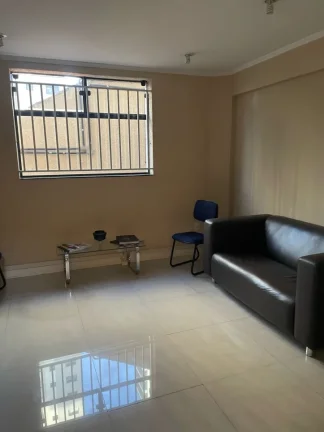 Imagem Sobrado Comercial de 278 m² com Ampla Área para Seu Negócio