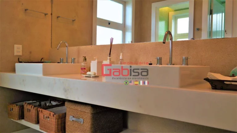 Imagem Casa com 9 dormitórios à venda, 1000 m² por R$ 15.000.000,00 - Marina - Armação dos Búzios/RJ
