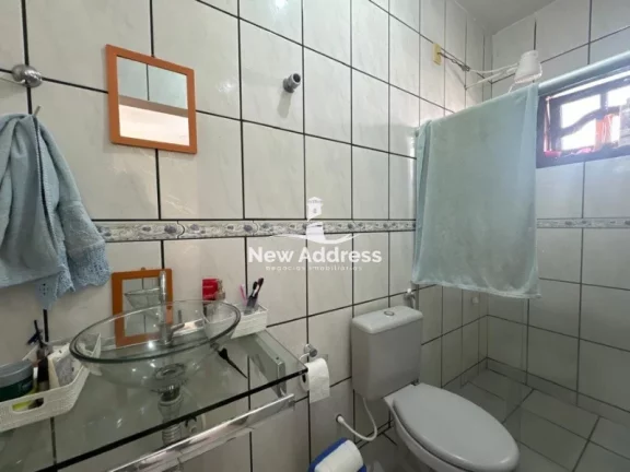 Imagem Casa em Alto Lage: 300 m², 5 quartos, 3 banheiros, garagem. Dois pavimentos. Financiável.