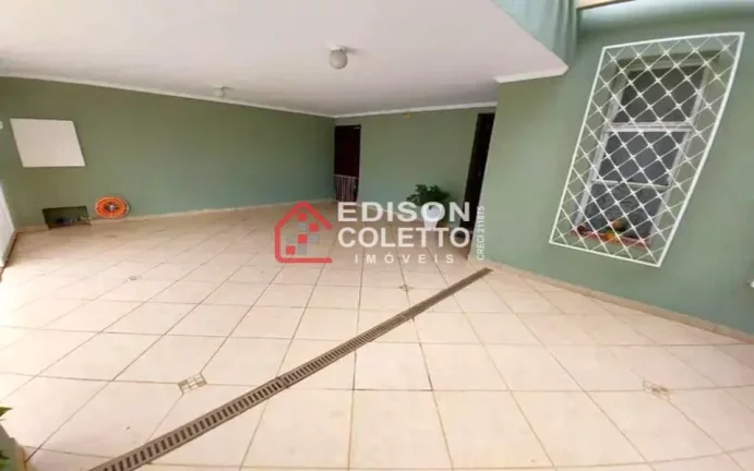 Imagem Excelente casa à venda no Jardim Elite oferece um estilo de vida charmoso e prático"