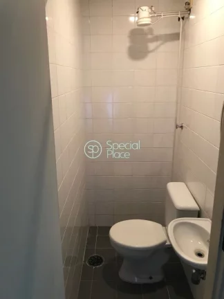 Imagem Apartamento em Moema com 03 suítes e 02 vagas. Condomínio conta com Espaço Gourmet, Academia, Bri...