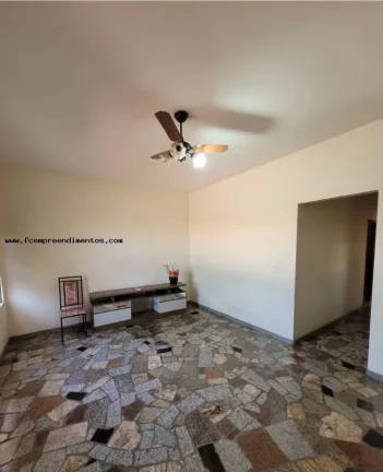 Imagem Casa para Venda em Limeira, Boa Vista, 3 dormitórios, 1 suíte, 2 banheiros, 3 vagas