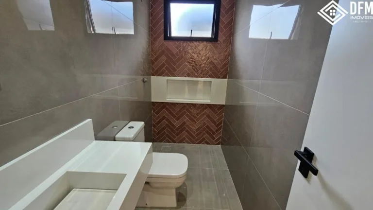 Imagem Sobrado com 3 Dormitorio(s) localizado(a) no bairro Cézar de Souza em Mogi das Cruzes / Mato Grosso do Sul Ref.:DEO0182