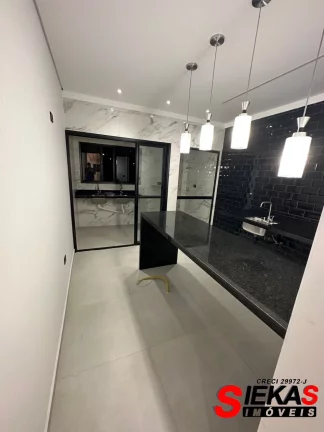 Imagem Casa à venda em São Paulo-SP, Artur Alvim: 3 quartos, 3 suítes, 1 sala, 4 banheiros, 5 vagas, 160m²!