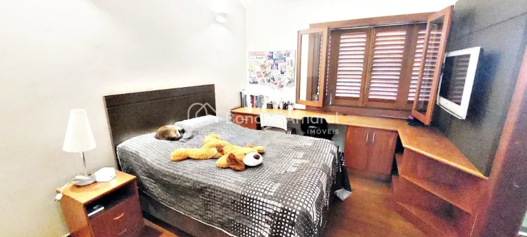 Imagem Casa Térrea a Venda, Linda, Charmosa e Aconchegante, Rica em Armários, Condomínio Fechado, Bairro...