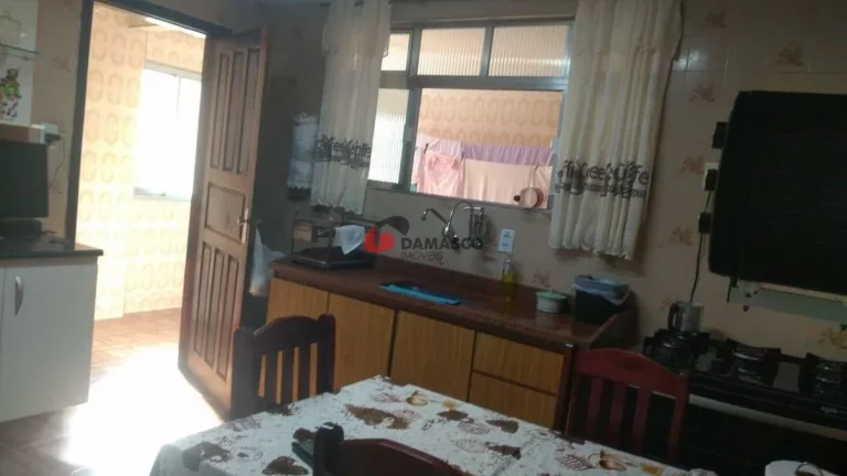 Imagem Casa à venda 2 Quartos, 1 Vaga, 210M², Cerâmica, São Caetano do Sul - SP