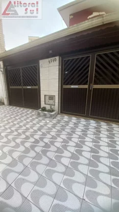 Imagem Imperdível Residência à Venda em Praia Grande-SP, Tupi: 2 Quartos, 1 Sala, 2 Banheiros, 2 Vagas,