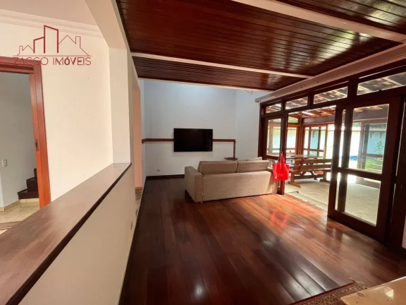 Imagem Casa Alto Padrão em Condomínio Fechado - 310m² - 4 dormitórios.