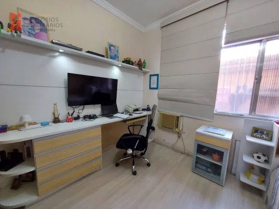 Imagem EXCELENTE CASA DUPLEX NO JARDIM 25 DE AGOSTO.