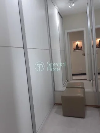 Imagem Apartamento em Moema, em rua arborizada, fáciç acesso as principais avenidas, shopping, aeroporto ...