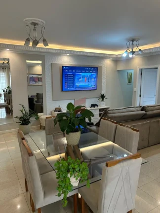 Imagem SOBRADO com 4 dormitórios à venda com 180m² por R$ 820.000,00 no bairro Weissópolis - PINHAIS / PR