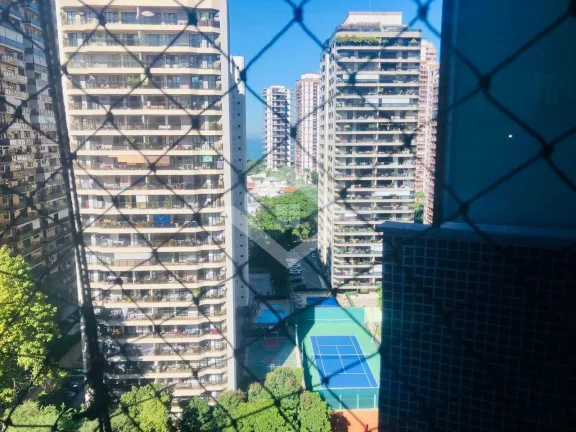 Imagem Apartamento de 3 Quartos com Suíte à Venda no Condomínio Barra Sol