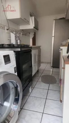 Imagem Oportunidade! Apartamento Reformado - 2 Dorms - 48m² - Horto do Ypê.