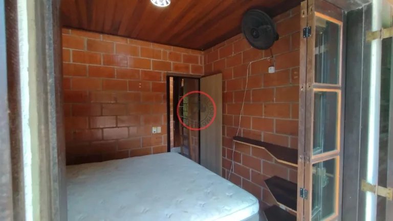 Imagem CASA COM ESCRITURA DEFINITIVA EM CAMBURY, 2 QUARTOS 2 BANHEIROS MESANINO SALA COZINHA AREA PRIVATIVA E VISTA PARA RESERVA NATURAL