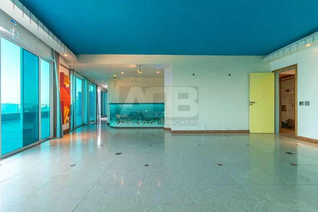 Imagem Cobertura à venda na Atlântica, 4quartos, 425m2, linear, 1vg, Copacabana.