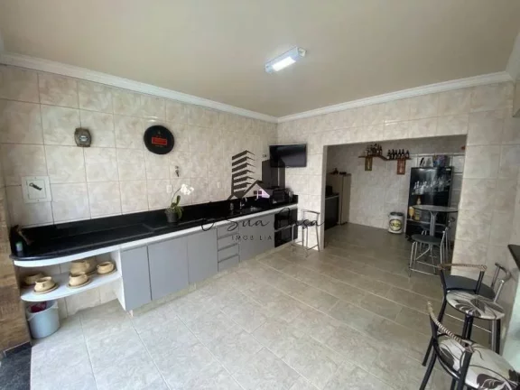 Imagem Casa de 4 quartos Bairro Castelo, Belo Horizonte