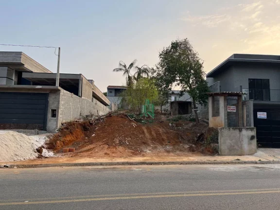 Imagem Terreno à venda, 480 m² por R$ 410.000,00 - Jardim dos Pinheiros - Atibaia/SP
