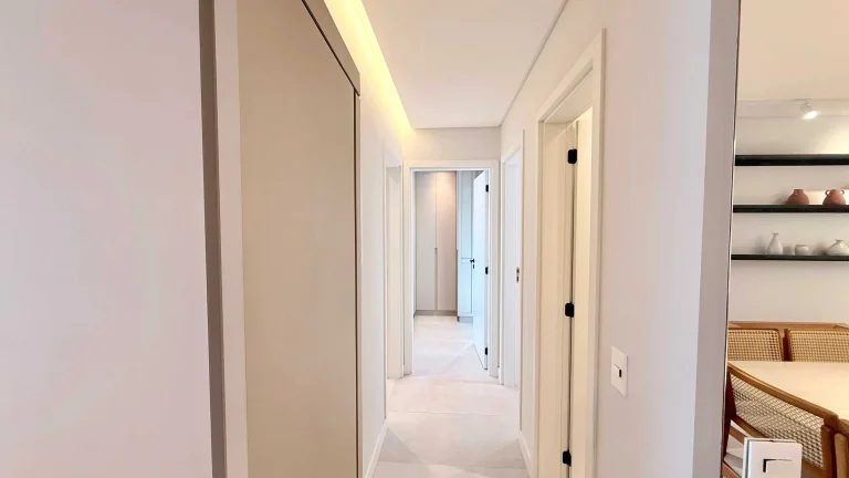 Imagem Apartamento 3 dormitórios sendo 1 suíte e vaga de garagem dupla - Kobrasol, São José/SC